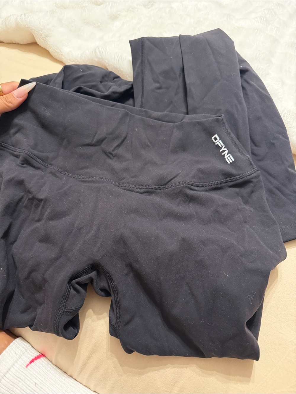 DFNE High-Waist Black Leggings